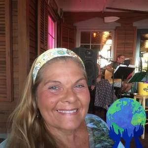 Meet your Posher, Robyn